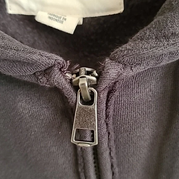 AE zipper hoodie - Picture 3 of 8